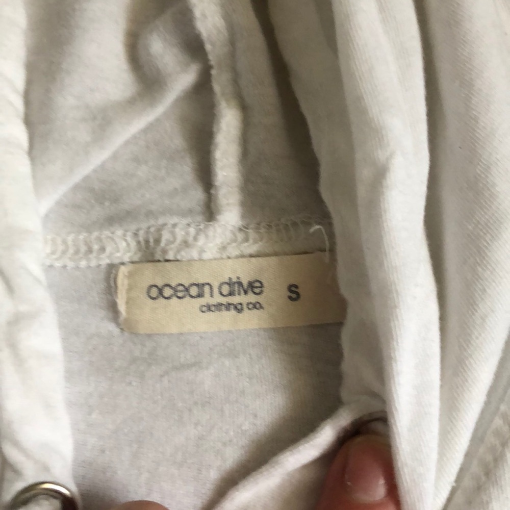 thin hoodie - Picture 3 of 5